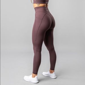 Alphalete alphalux legging